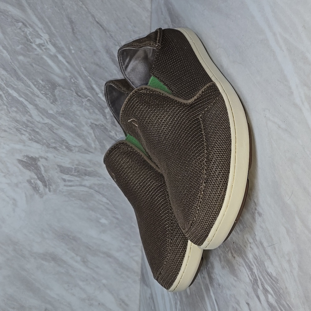 OluKai Nohea Mesh Brown Slip Ons Mens SZ 9